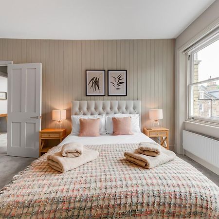 Luxury 3 Bed Apartment With Balcony In Kensington Olympia London Exterior photo